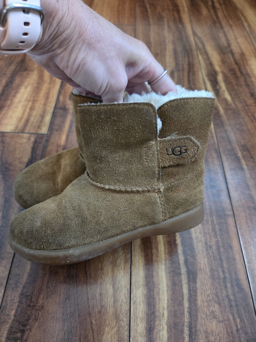 UGG Kids Chestnut Suede Shearling-Lined Booties